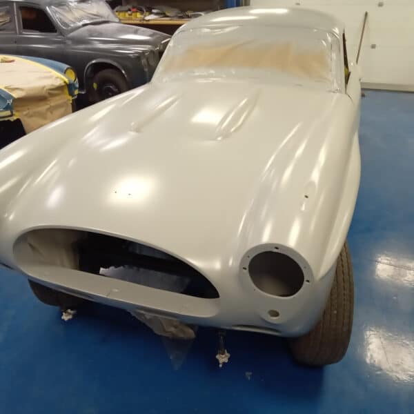 27.03.2025 1960 jensen 541r blue rub primer down (1)