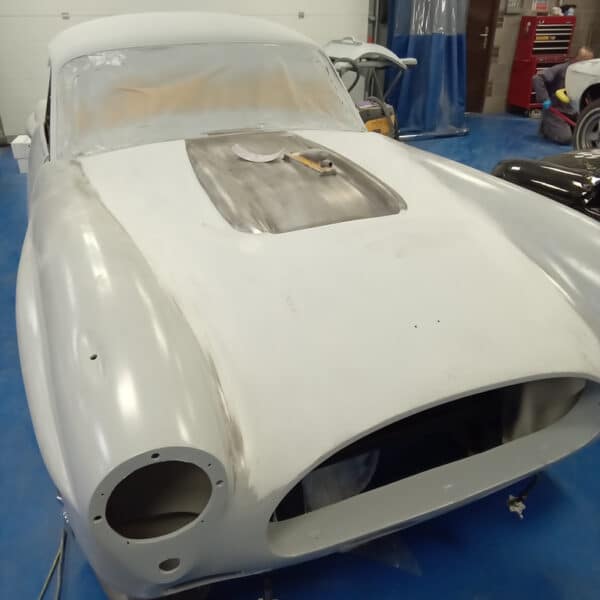 27.03.2025 1960 jensen 541r blue rub primer down (6)