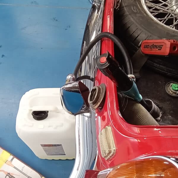27.03.2025 1968 mg c roadster red fuel sender (11)