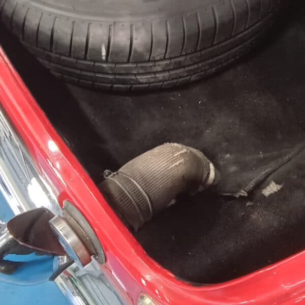 27.03.2025 1968 mg c roadster red fuel sender (13)