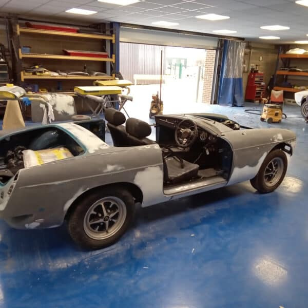 27.03.2025 1973 mg b roadster blue filler work complete (1)