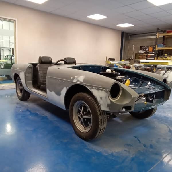 27.03.2025 1973 mg b roadster blue filler work complete (2)
