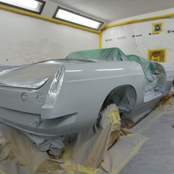 27.03.2025 1973 mg b roadster blue primer applied (3)