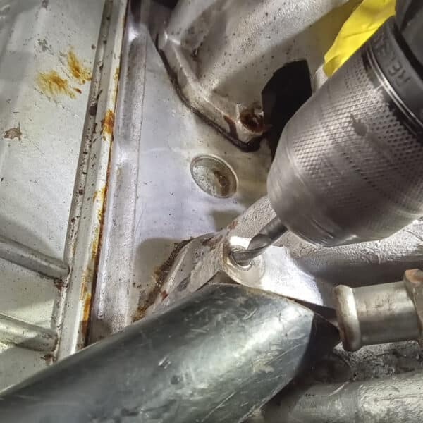 27.03.2025 1974 triumph stag white appraisal,cooling system leak (26)