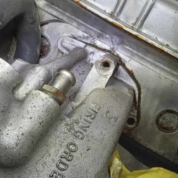 27.03.2025 1974 triumph stag white appraisal,cooling system leak (28)