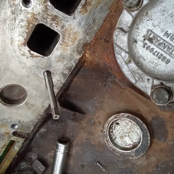 27.03.2025 1974 triumph stag white appraisal,cooling system leak (34)