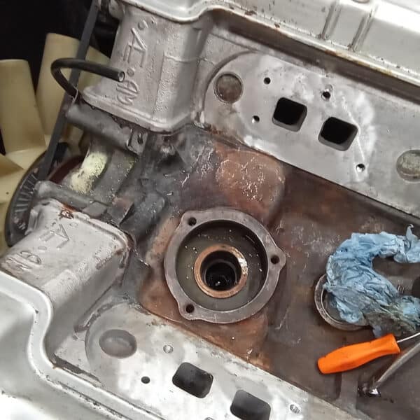 27.03.2025 1974 triumph stag white appraisal,cooling system leak (40)