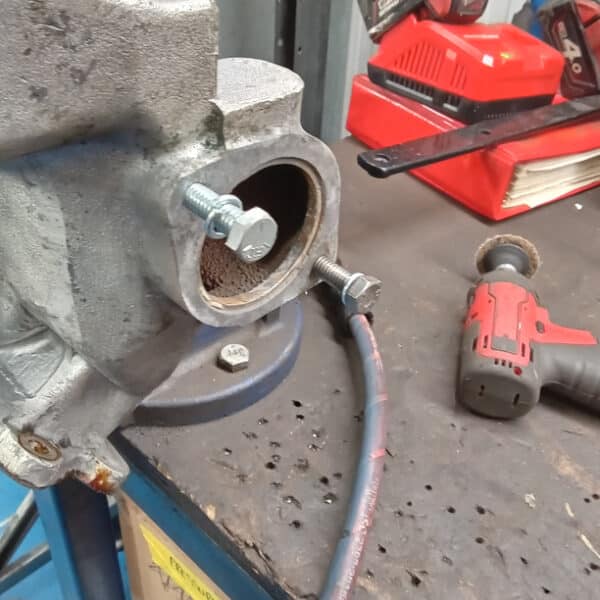 27.03.2025 1974 triumph stage white water pump 2 (11)