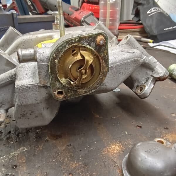 27.03.2025 1974 triumph stage white water pump 2 (5)