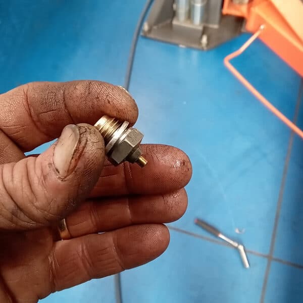 31032025 1974 triumph stag repairs (56)