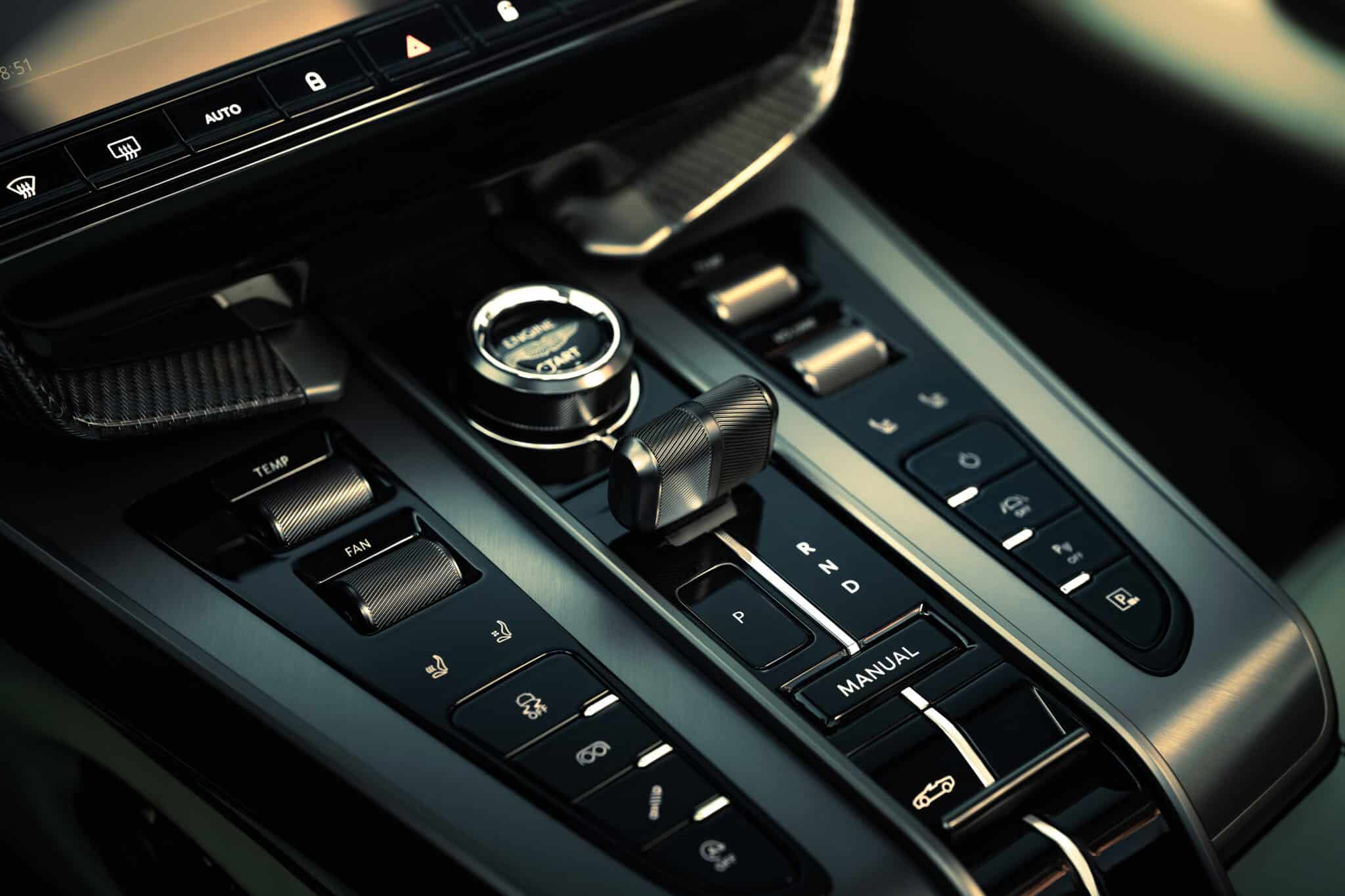 aston martin vanquish volante 15