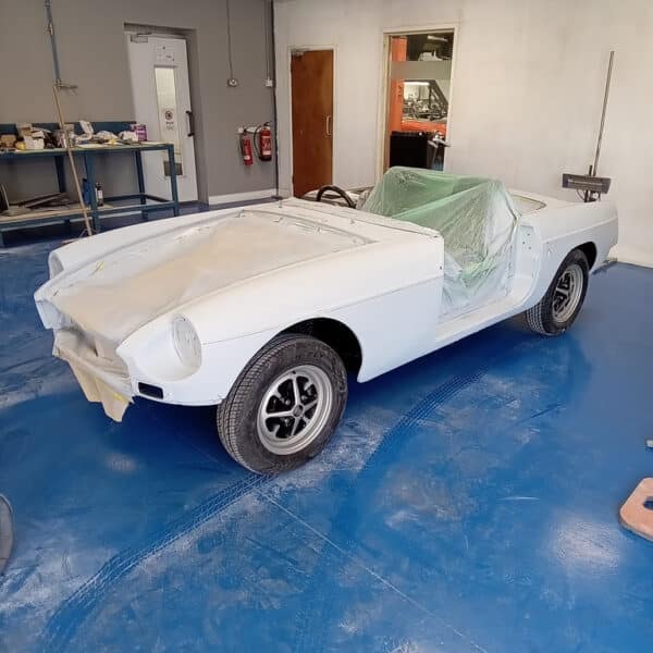 01.04.2025 1973 mg b roadster blue prep for paint (2)