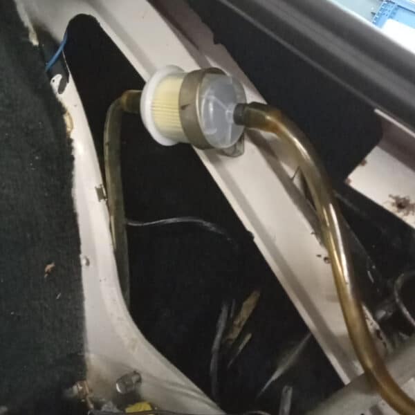 01.04.2025 1974 triumph stag white repairs (4)