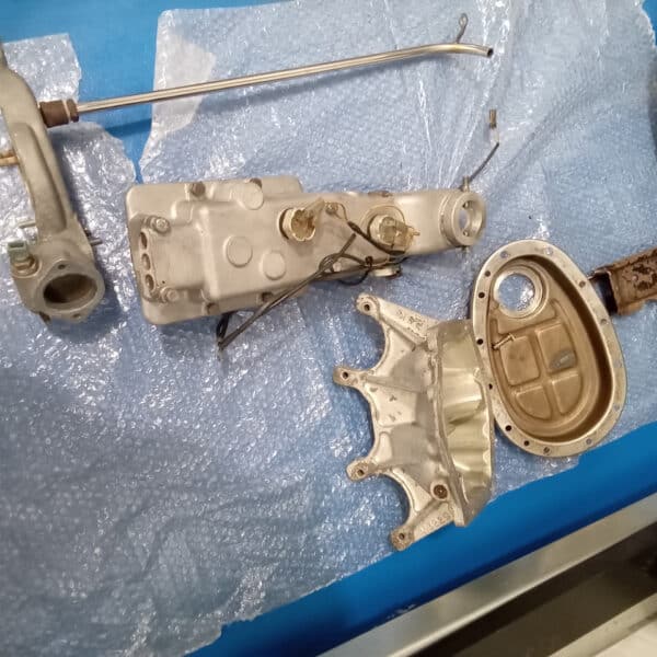 01.04.2025 1975 triumph tr6 yellow reassembly (10)