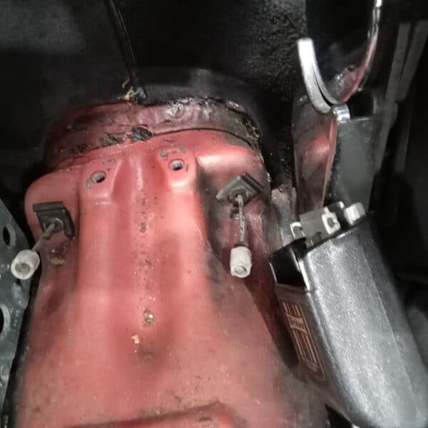 01.04.2025 1978 mercedes 350sl red removing brakes (41)