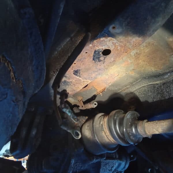 01.04.2025 1978 mercedes 350sl red removing brakes (43)