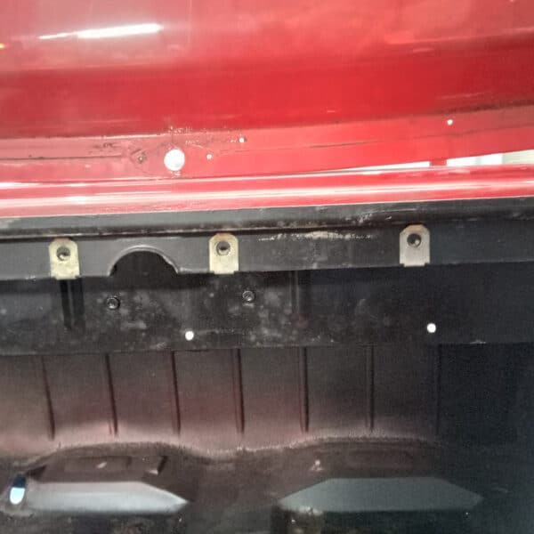 01.04.2025 1978 mercedes 350sl red removing wings (27)