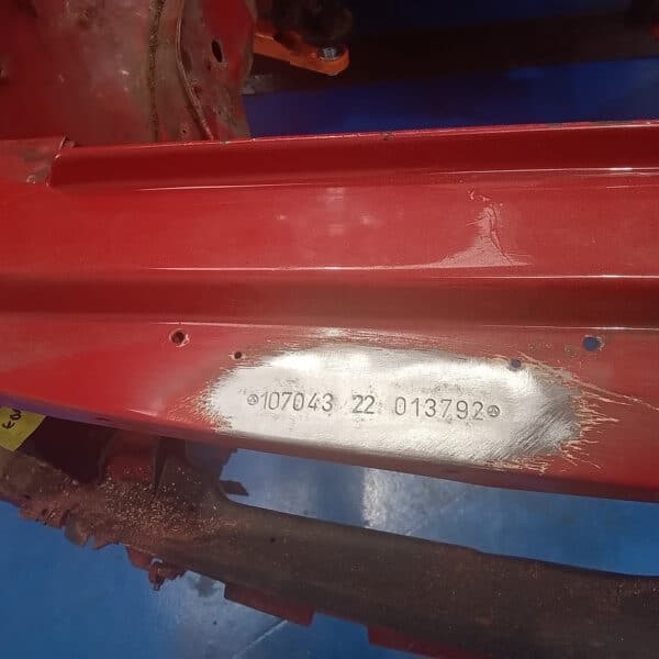 01.04.2025 1978 mercedes 350sl red strip down (14)
