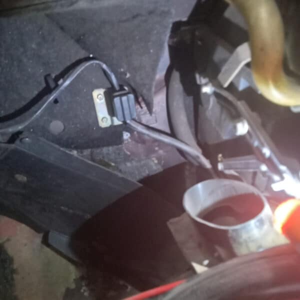 01.04.2025 1978 mercedes 350sl red strip down (6)