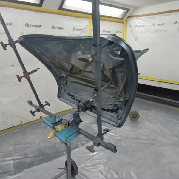 02042025 1960 jensen 541r paint prep (34)