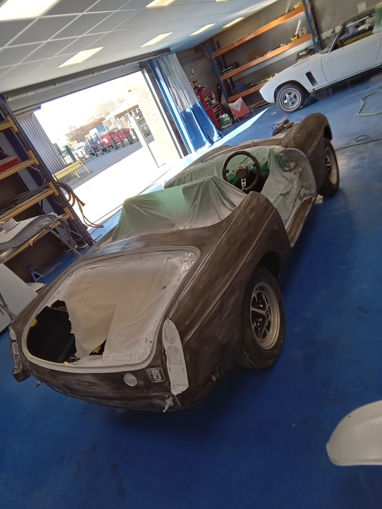 02042025 1973 mgb roadster paint prep (5)