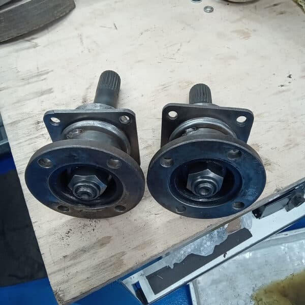 02042025 1975 triumph tr6 gearbox (22)