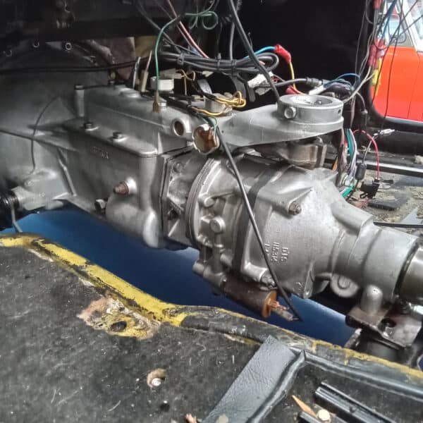 02042025 1975 triumph tr6 gearbox (24)
