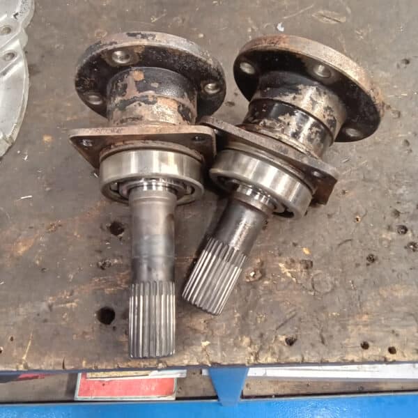 02042025 1975 triumph tr6 gearbox (8)