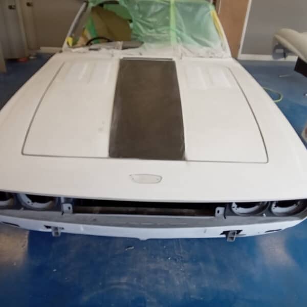 02042025 1976 jensen interceptor paint prep and seats (10)