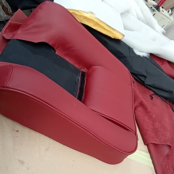02042025 1976 jensen interceptor paint prep and seats (5)