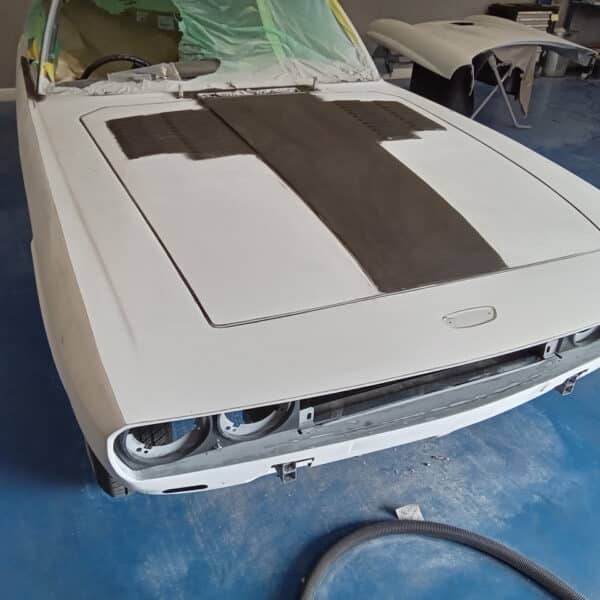 02042025 1976 jensen interceptor paint prep and seats (8)