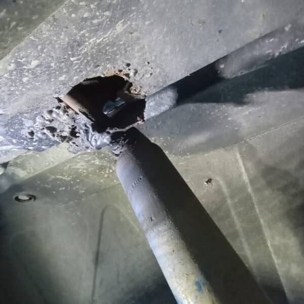 03.04.2025 1955 mg magnette 1955 shock repair (2)