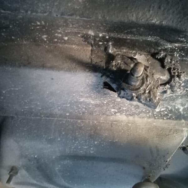03.04.2025 1955 mg magnette 1955 shock repair (9)