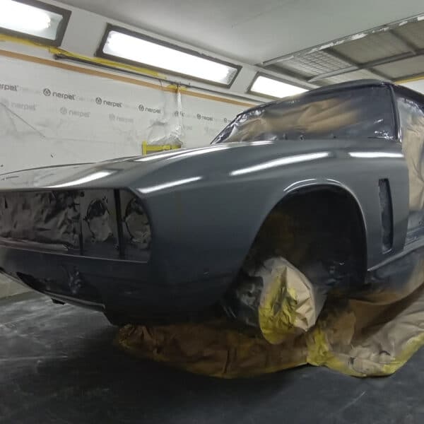 03.04.2025 1976 jensen interceptor blue car in prime (8)
