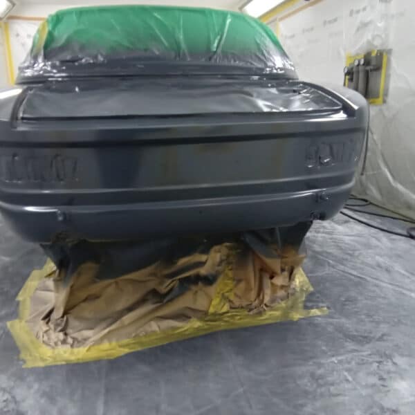 03.04.2025 1976 jensen interceptor blue car in prime (9)