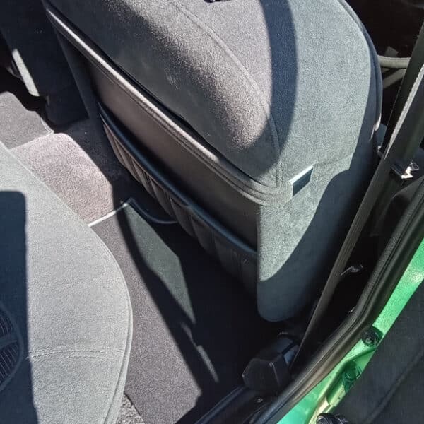03.04.2025 1977 ford granada ghia green carpets (3)