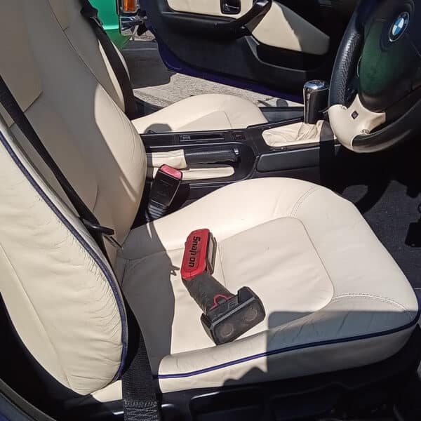 03.04.2025 2000 bmw z3 blue fuel (9)