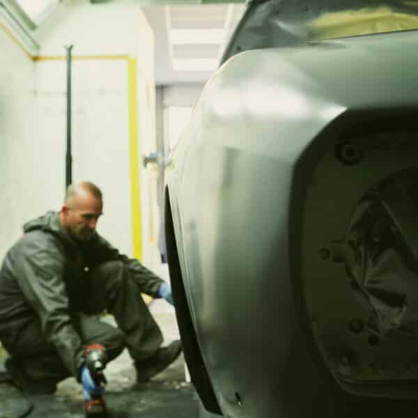 030425 1976 jensen interceptor in primer 4