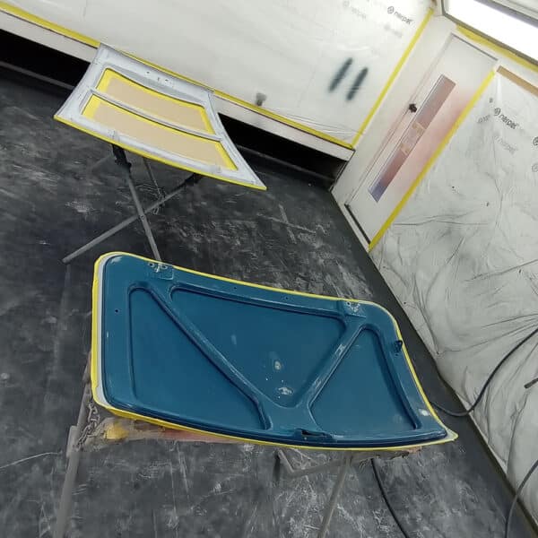 040425 1973 mgb roadster boot and bonnet painted (3)