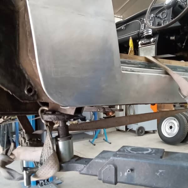 07042025 1969 aston martin db6 volante panel repair (19)