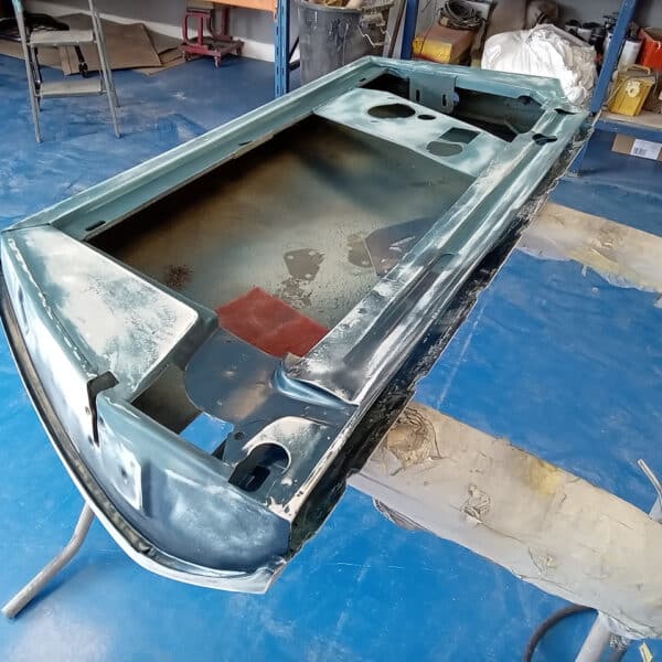 07042025 1976 jensen interceptor doors primer prep (2)
