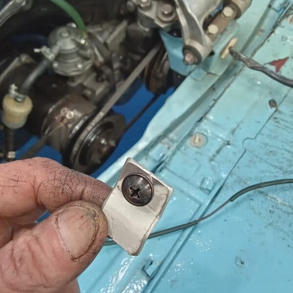 08.04.2025 1963 fiat 500 blue exhaust (17)