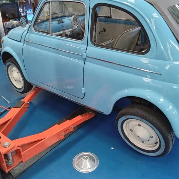 08.04.2025 1963 fiat 500 blue exhaust (31)