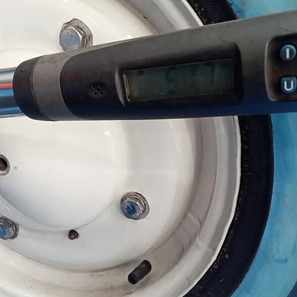 08.04.2025 1963 fiat 500 blue exhaust (32)