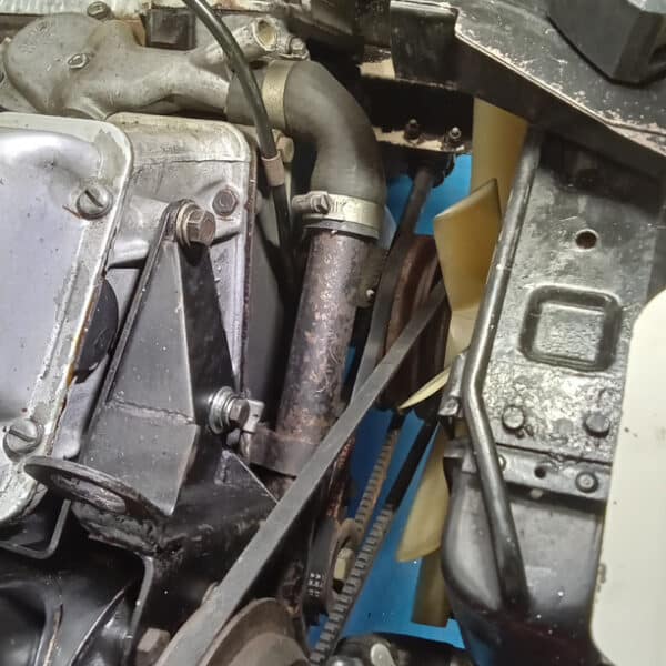 08.04.2025 1974 triumph stag fuel system (27)