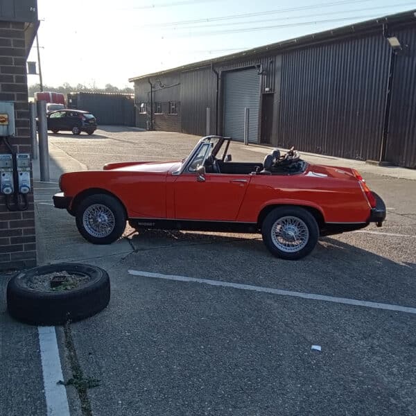 08.04.2025 1980 mg midget orange track rod end (5)