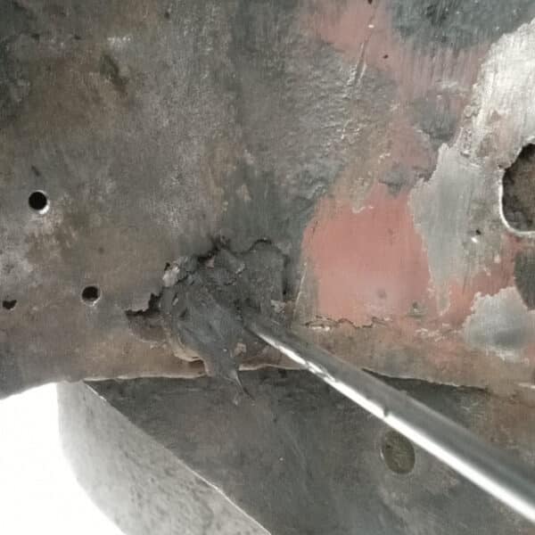 080425 1969 aston martin db6 volante main chassis and body repairs (21)