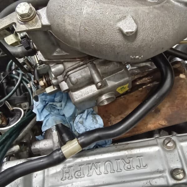 09042025 1974 triumph stag inlet manifold (8)