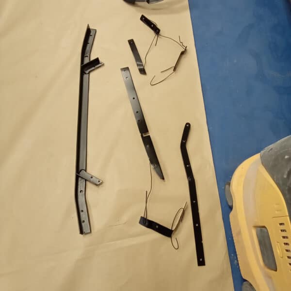 090425 1960 jensen 541r framework painted and fitted (12)
