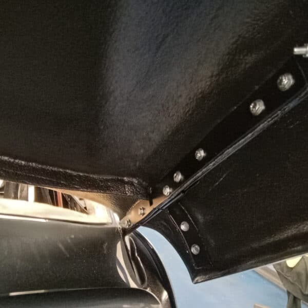 090425 1960 jensen 541r framework painted and fitted (4)